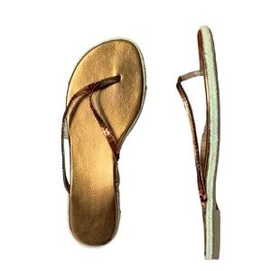 Talbots Cailey7 Copper Metallic Thong Flip Flops Women Size 6.5 Sandals